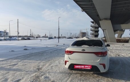 KIA Rio IV, 2019 год, 1 100 000 рублей, 3 фотография