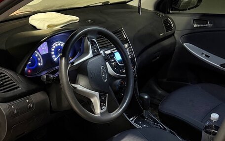 Hyundai Solaris II рестайлинг, 2012 год, 590 000 рублей, 3 фотография