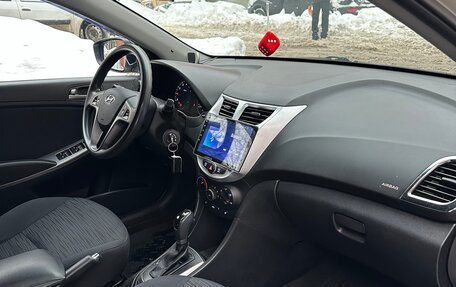 Hyundai Solaris II рестайлинг, 2015 год, 1 100 000 рублей, 12 фотография