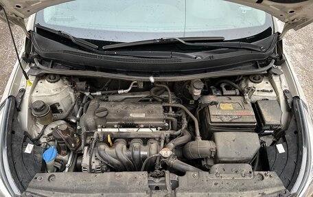 Hyundai Solaris II рестайлинг, 2015 год, 1 100 000 рублей, 22 фотография