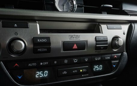 Lexus ES VII, 2013 год, 1 799 000 рублей, 25 фотография