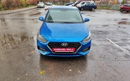 Hyundai Solaris II рестайлинг, 2019 год, 910 000 рублей, 3 фотография