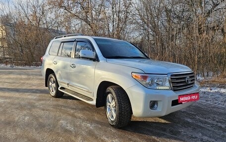 Toyota Land Cruiser 200, 2014 год, 3 996 000 рублей, 2 фотография