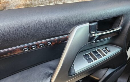 Toyota Land Cruiser 200, 2014 год, 3 996 000 рублей, 8 фотография