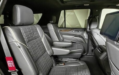 Cadillac Escalade V, 2021 год, 11 995 000 рублей, 17 фотография