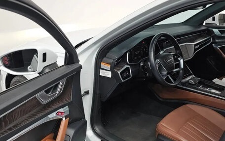 Audi A6, 2022 год, 5 650 000 рублей, 9 фотография