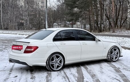 Mercedes-Benz C-Класс, 2011 год, 1 120 000 рублей, 6 фотография