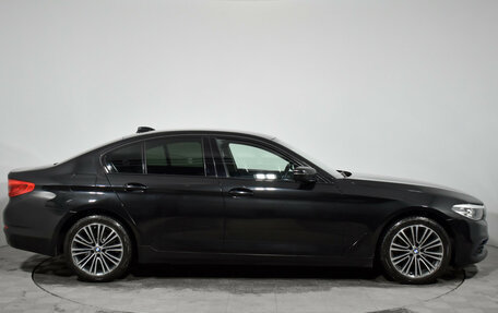 BMW 5 серия, 2019 год, 2 549 000 рублей, 4 фотография