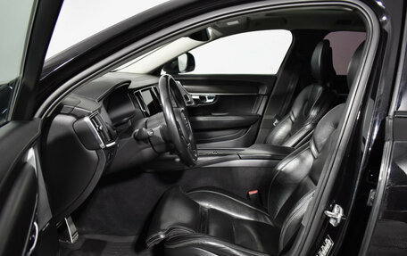 Volvo V90 Cross Country I рестайлинг, 2017 год, 2 799 000 рублей, 10 фотография