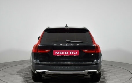 Volvo V90 Cross Country I рестайлинг, 2017 год, 2 799 000 рублей, 6 фотография