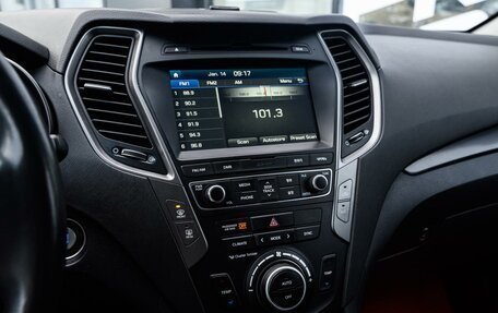 Hyundai Santa Fe III рестайлинг, 2017 год, 2 350 000 рублей, 18 фотография