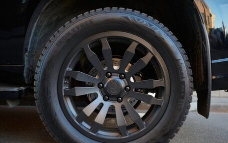 Toyota Land Cruiser Prado 150 рестайлинг 2, 2019 год, 5 500 000 рублей, 15 фотография