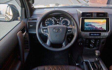 Toyota Land Cruiser Prado 150 рестайлинг 2, 2019 год, 5 500 000 рублей, 18 фотография