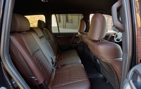 Toyota Land Cruiser Prado 150 рестайлинг 2, 2019 год, 5 500 000 рублей, 27 фотография