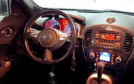 Nissan Juke II, 2011 год, 865 000 рублей, 9 фотография