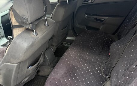 Opel Astra H, 2011 год, 300 000 рублей, 13 фотография