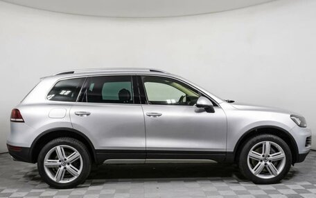 Volkswagen Touareg III, 2011 год, 1 850 000 рублей, 4 фотография