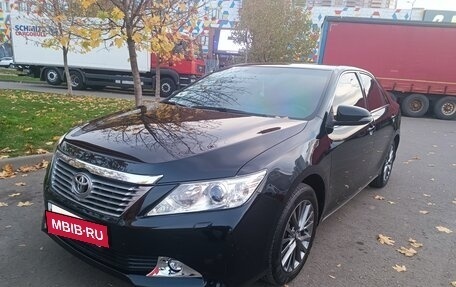 Toyota Camry, 2013 год, 1 850 000 рублей, 2 фотография