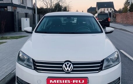 Volkswagen Passat B7, 2011 год, 1 000 000 рублей, 7 фотография