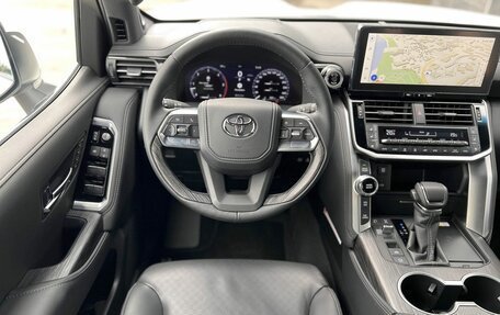 Toyota Land Cruiser, 2025 год, 18 490 000 рублей, 10 фотография