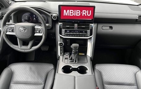 Toyota Land Cruiser, 2025 год, 18 490 000 рублей, 9 фотография