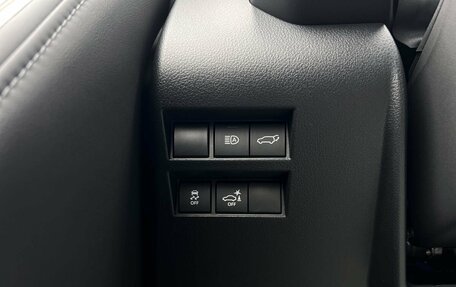 Toyota Land Cruiser, 2025 год, 18 490 000 рублей, 23 фотография