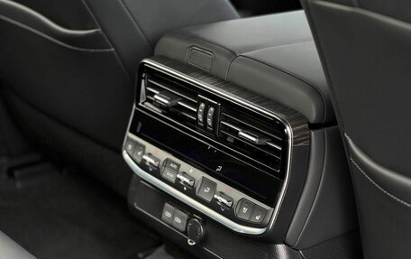 Toyota Land Cruiser, 2025 год, 18 490 000 рублей, 28 фотография