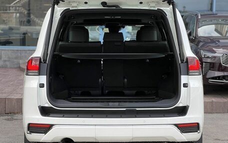 Toyota Land Cruiser, 2025 год, 18 490 000 рублей, 33 фотография