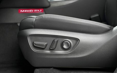 Toyota Land Cruiser, 2025 год, 18 490 000 рублей, 29 фотография