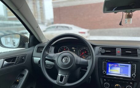 Volkswagen Jetta VI, 2012 год, 820 000 рублей, 6 фотография