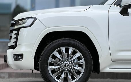 Toyota Land Cruiser, 2025 год, 18 490 000 рублей, 38 фотография