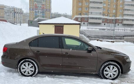 Volkswagen Jetta VI, 2012 год, 820 000 рублей, 3 фотография