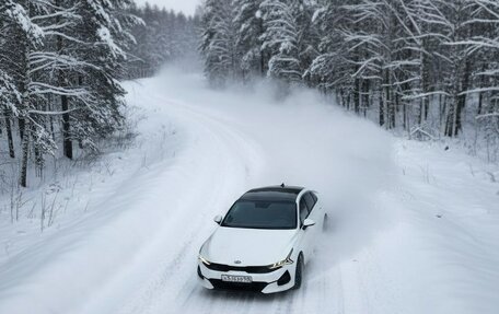 KIA K5, 2021 год, 2 650 000 рублей, 2 фотография