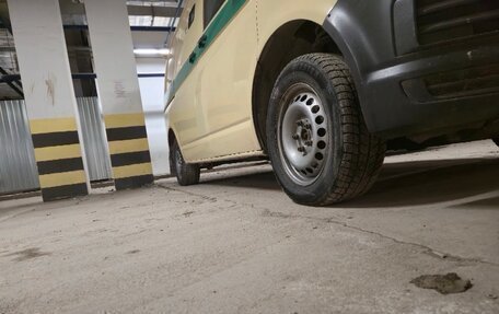 Volkswagen Transporter T6 рестайлинг, 2016 год, 2 600 000 рублей, 10 фотография