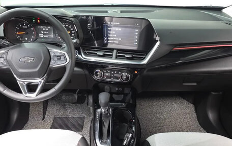 Chevrolet Trax, 2024 год, 2 320 000 рублей, 7 фотография