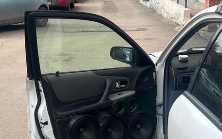 Mazda Familia, 2002 год, 210 000 рублей, 2 фотография