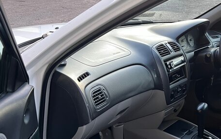 Mazda Familia, 2002 год, 210 000 рублей, 4 фотография