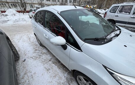 Ford Fiesta, 2015 год, 970 000 рублей, 2 фотография