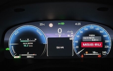 Toyota Camry, 2025 год, 6 320 013 рублей, 13 фотография