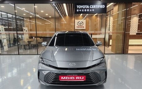 Toyota Camry, 2025 год, 6 300 013 рублей, 2 фотография