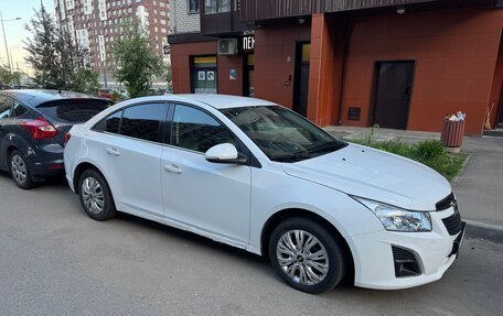 Chevrolet Cruze II, 2014 год, 650 000 рублей, 2 фотография