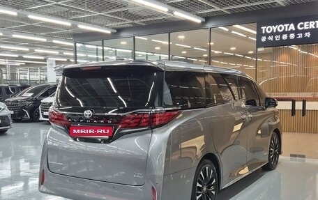 Toyota Alphard, 2025 год, 10 800 013 рублей, 4 фотография