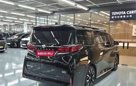 Toyota Alphard, 2025 год, 10 900 013 рублей, 4 фотография