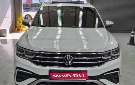 Volkswagen Tiguan II, 2024 год, 3 900 013 рублей, 2 фотография