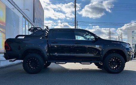 Toyota Hilux VIII, 2022 год, 4 470 000 рублей, 4 фотография