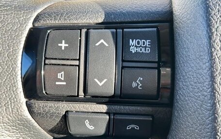 Toyota Hilux VIII, 2022 год, 4 470 000 рублей, 12 фотография