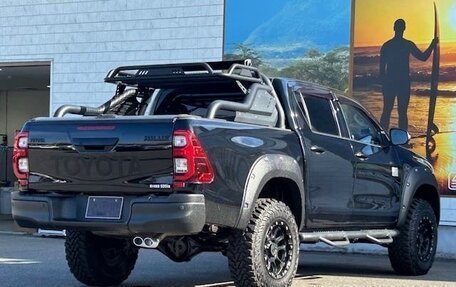 Toyota Hilux VIII, 2022 год, 4 470 000 рублей, 8 фотография