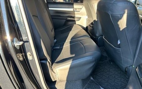 Toyota Hilux VIII, 2022 год, 4 470 000 рублей, 24 фотография