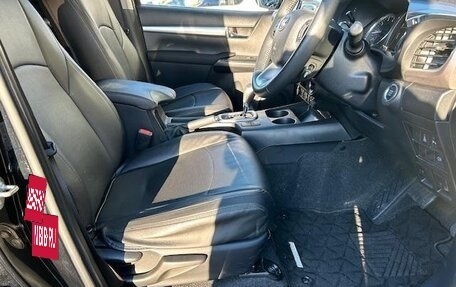 Toyota Hilux VIII, 2022 год, 4 470 000 рублей, 22 фотография