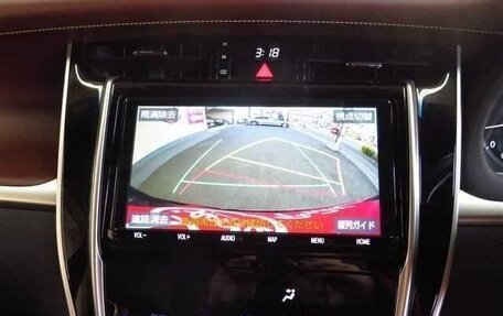 Toyota Harrier, 2019 год, 2 290 000 рублей, 10 фотография